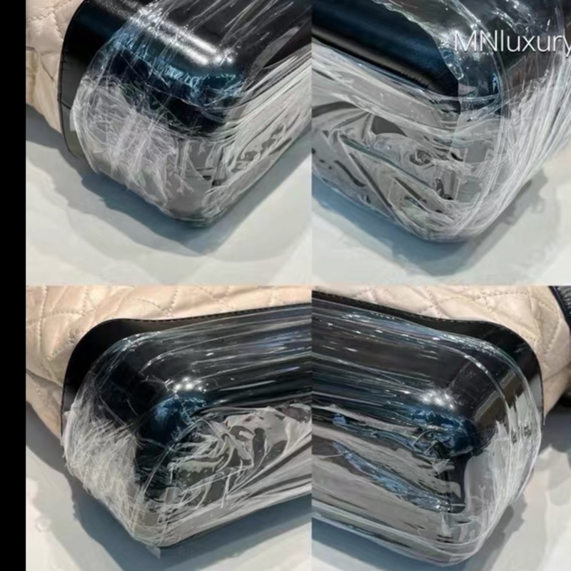 Chanel • Gabrielle 經典米黑色中號手提托特包-7