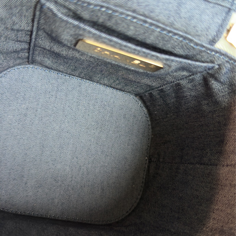 Chanel Vanity Case雪白化妝盒斜挎包🤍夏天必備淺色系🈶保卡配件齊全-28