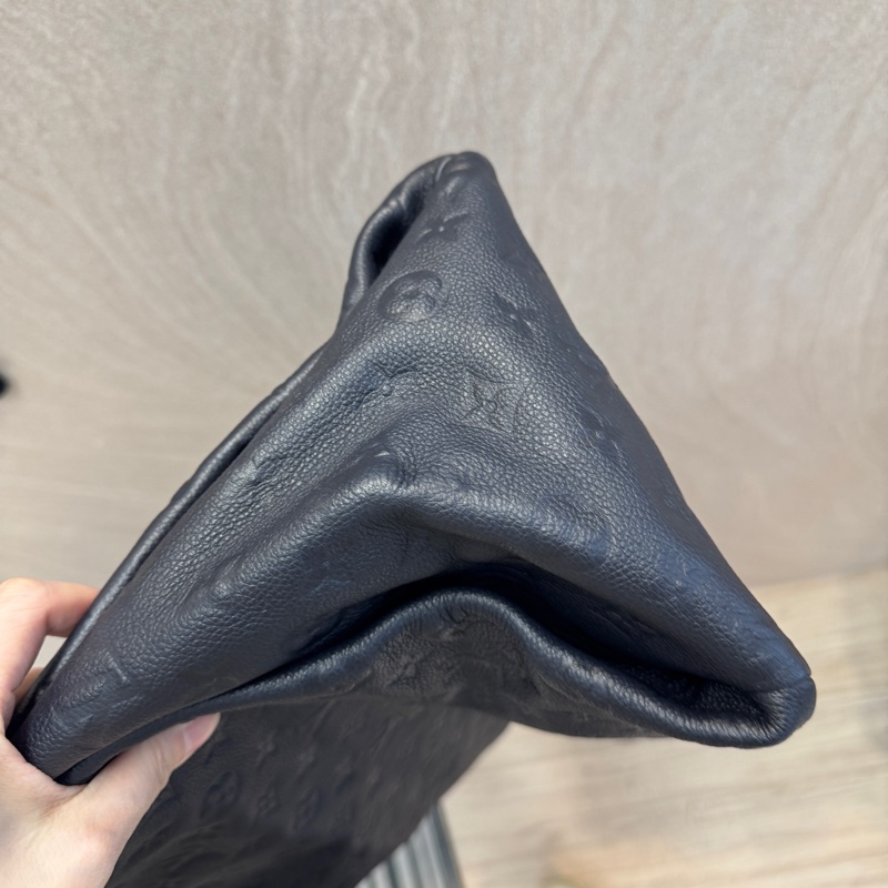 LV夜黑藍色牛皮壓紋 Artsy MM城市棍把包 M93448-7