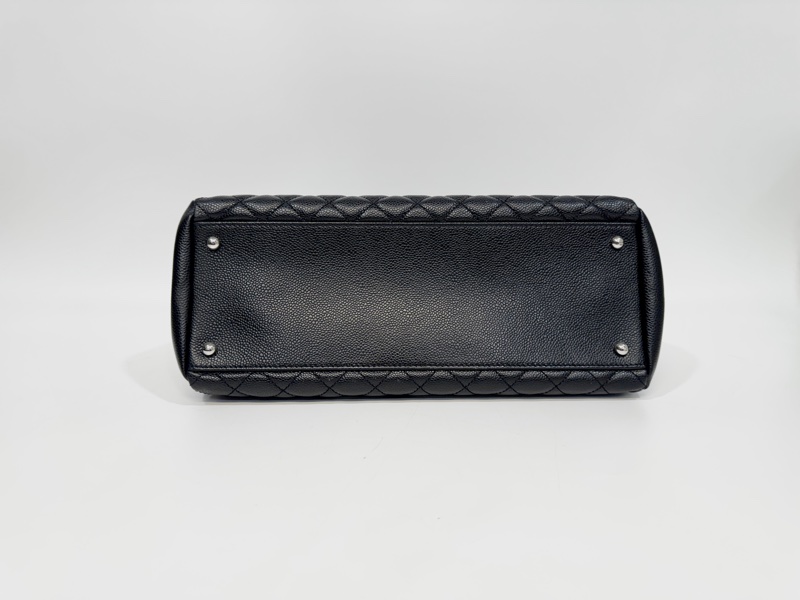 CHANEL黑銀牛皮保齡球包 A67642-4