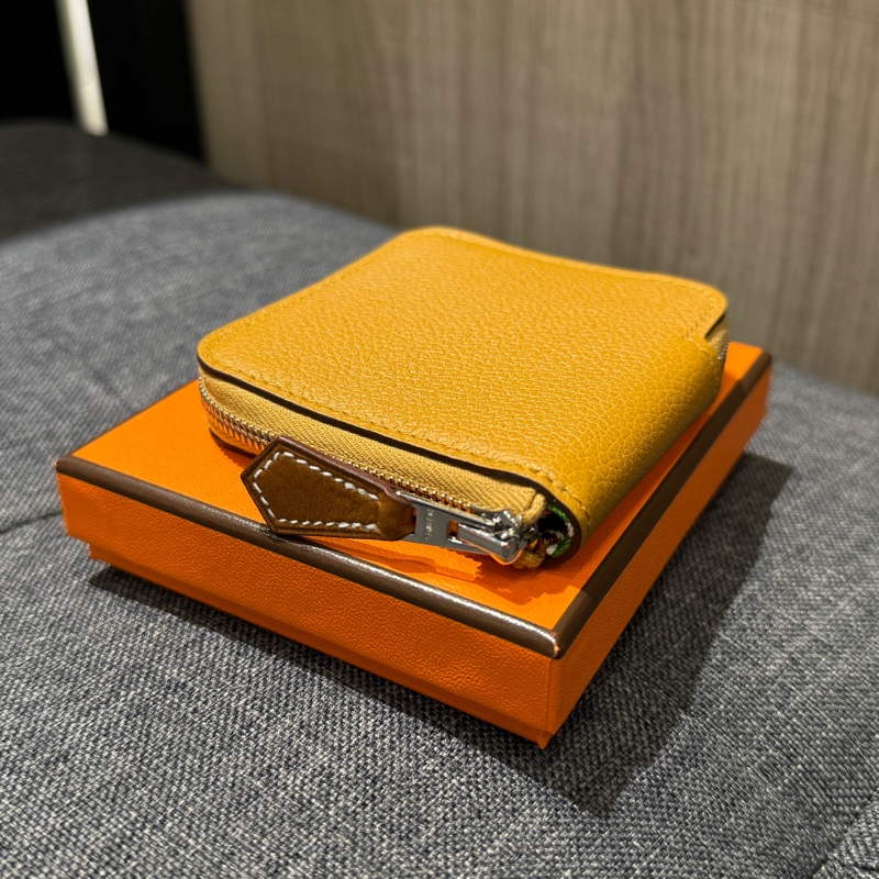 HERMES SILK IN 愛馬仕 駝色全皮方形絲巾拉鍊零錢包 B刻-3