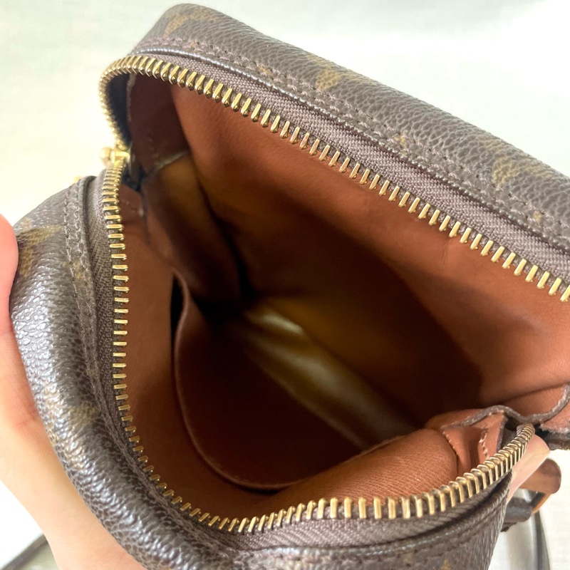 LV 老花雙層相機包-48