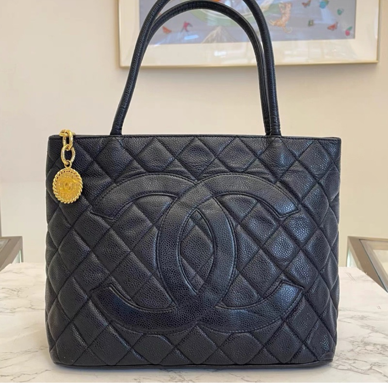 割愛價♥️CHANEL|香奈兒絕版金幣希爾頓🌕 95新vintage-0