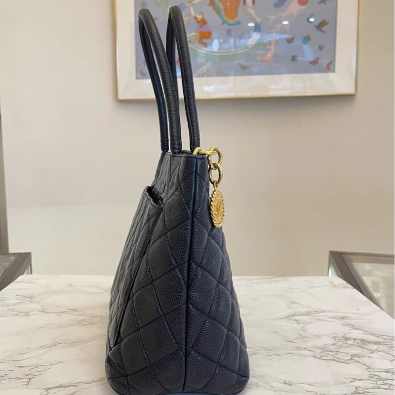 割愛價♥️CHANEL|香奈兒絕版金幣希爾頓🌕 95新vintage-2