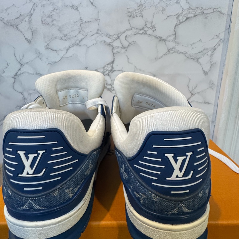 LOUIS VUITTON-3