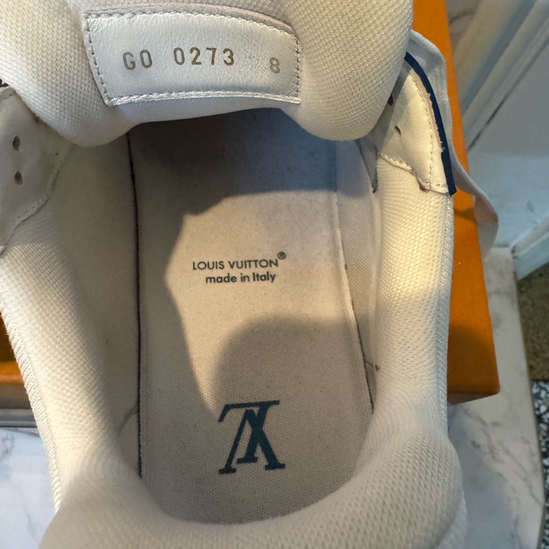 LOUIS VUITTON-8
