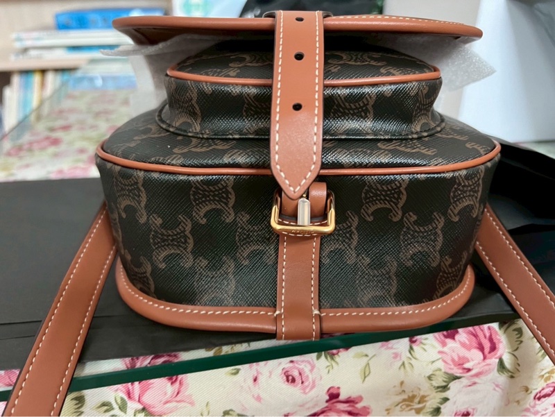 CELINE FOLCO標誌印花牛皮革中號手袋-2