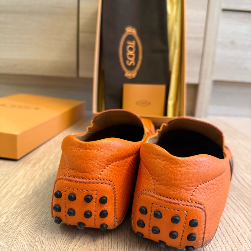 Tod’s正品男8號-《當天可出貨》皮質非常好，穿著舒適(不是原鞋盒)-5