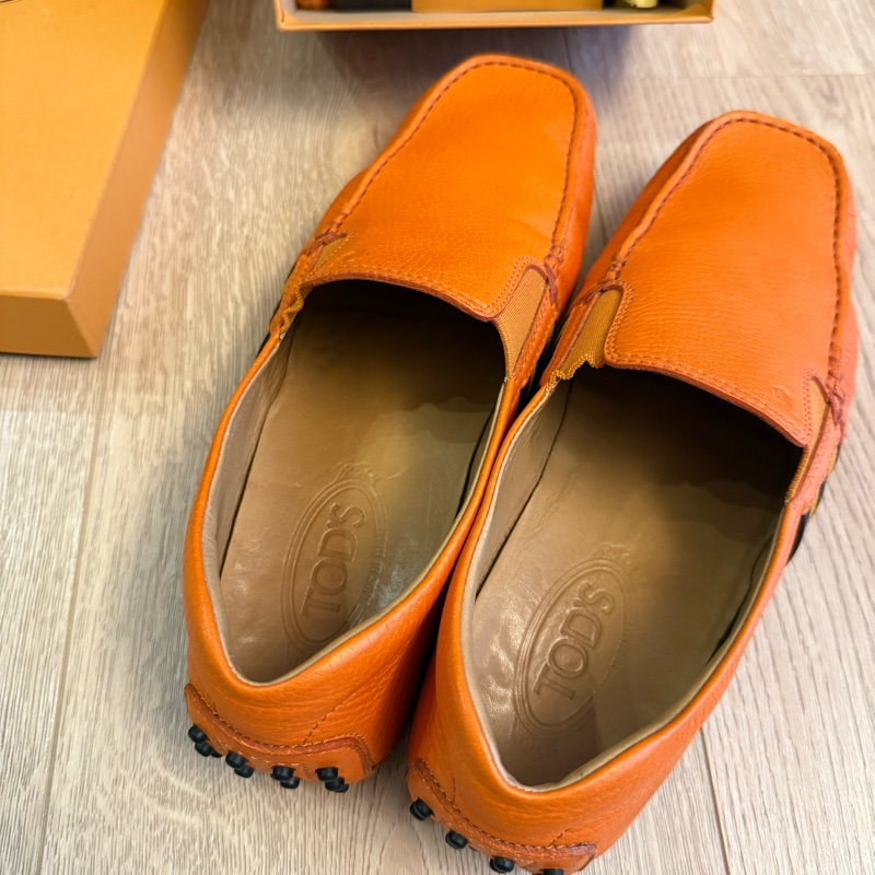 Tod’s正品男8號-《當天可出貨》皮質非常好，穿著舒適(不是原鞋盒)-8