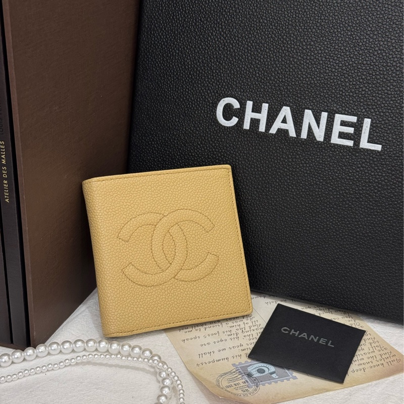 Chanel 奶茶色短夾-4