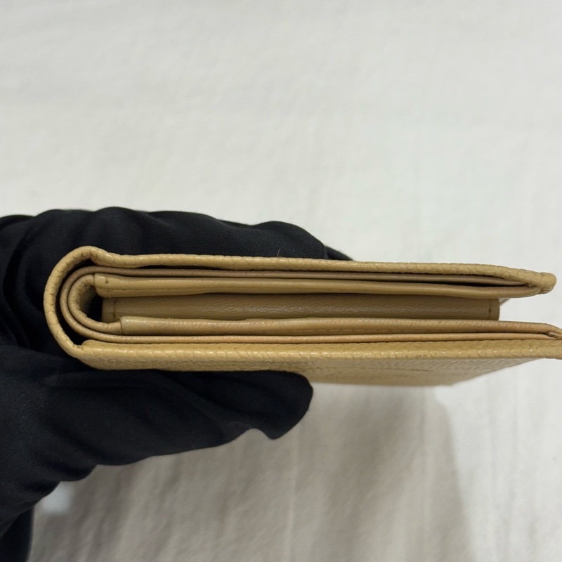 Chanel 奶茶色短夾-5