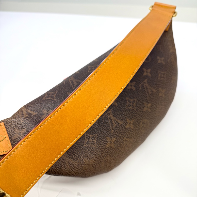 LOUIS VITTION Rush Bumbag 做舊老花紅圓牌胸口包 M11539-25
