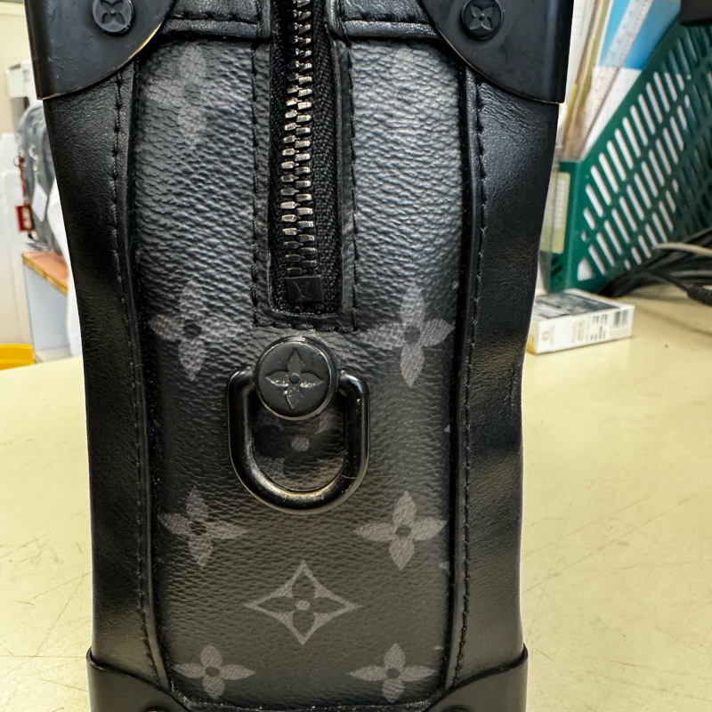 LV SOFT TRUNK BOX-12