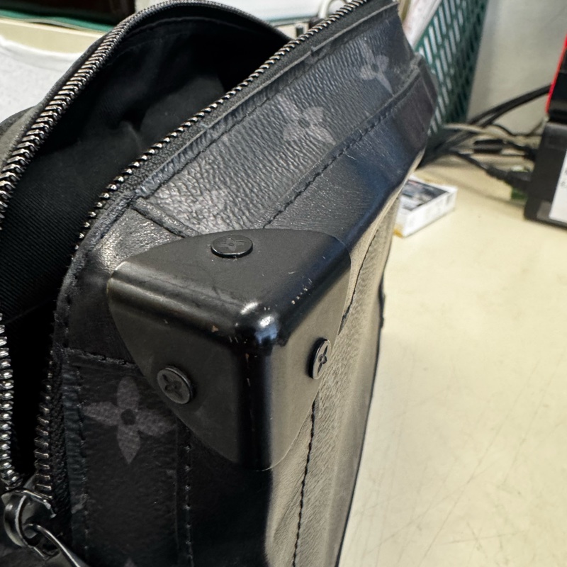 LV SOFT TRUNK BOX-26