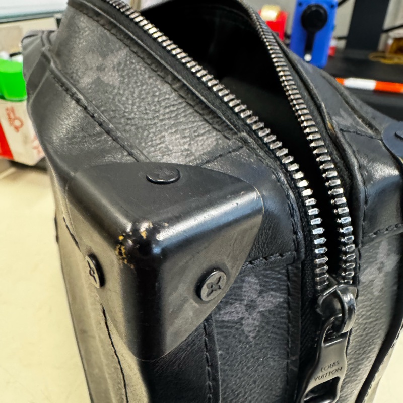 LV SOFT TRUNK BOX-27