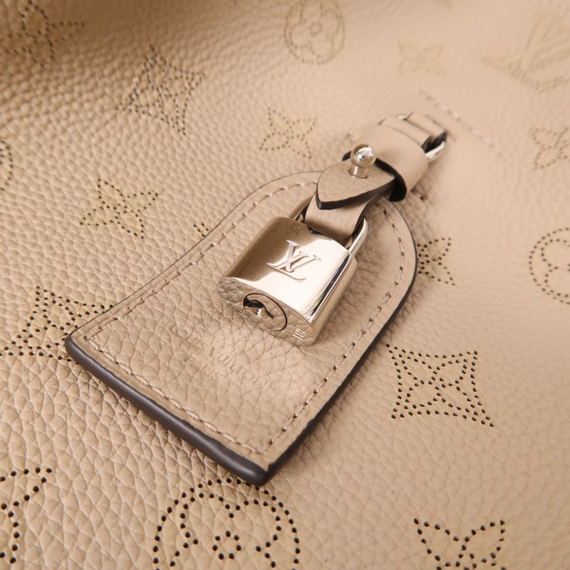 LOUIS VUITTON Mahina Boundless銀扣肩背袋/手挽袋-11