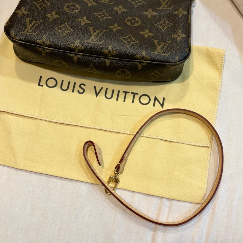 Lv 大麻將包23.5公分-1