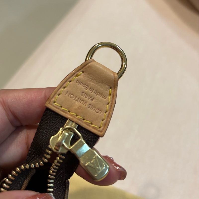 Lv 大麻將包23.5公分-2