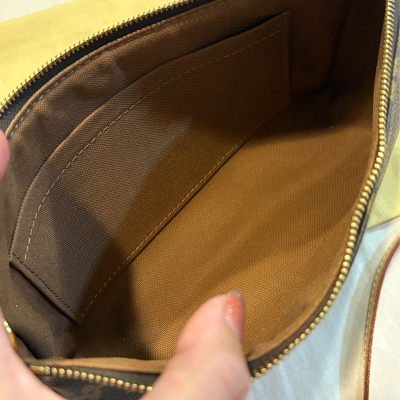 Lv 大麻將包23.5公分-6