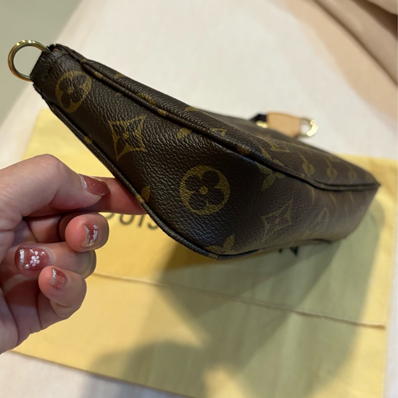 Lv 大麻將包23.5公分-8