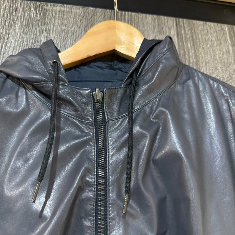 【美收精品】PRADA灰色防風外套 2-422-10