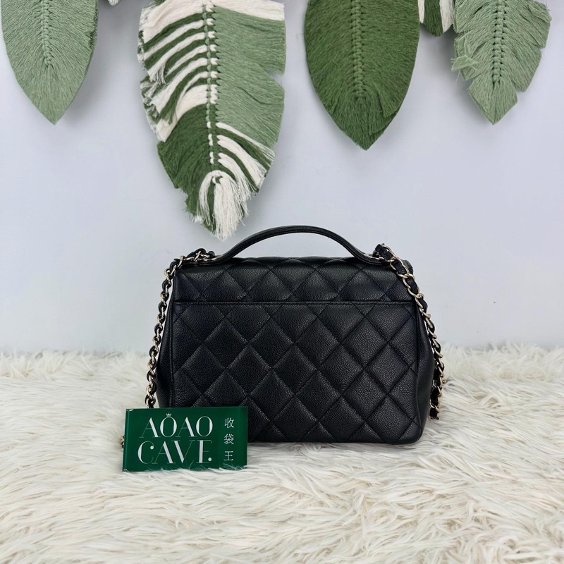 CHANEL Business Affinity 黑金荔枝牛皮郵差包 手提斜肩包-4
