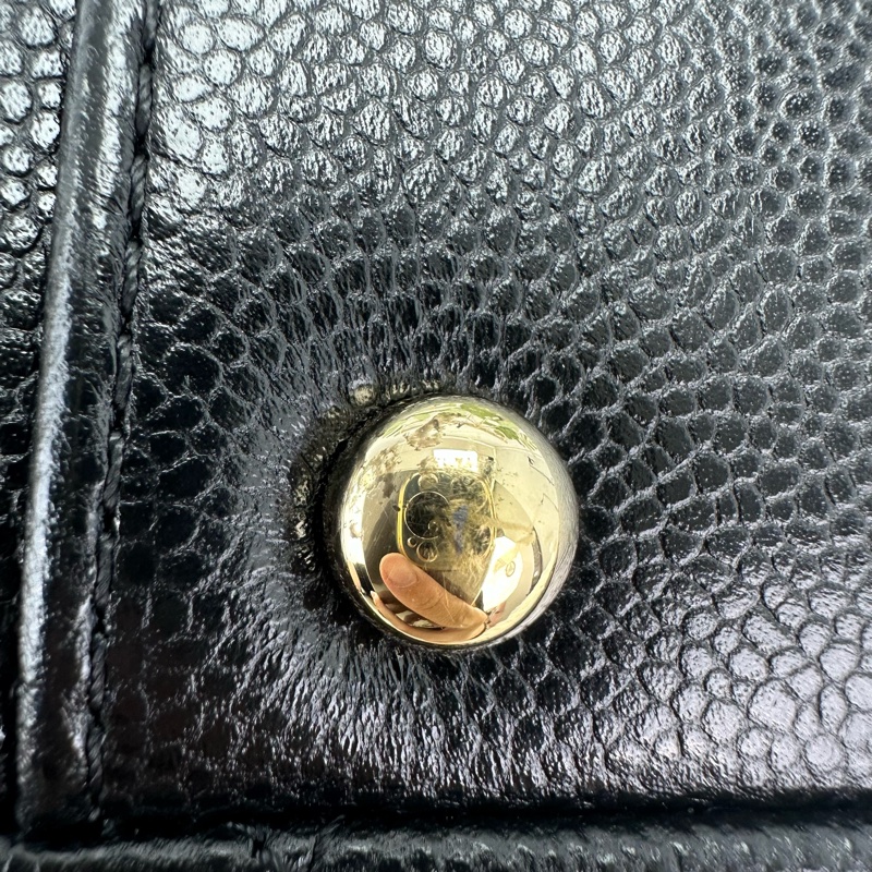 CHANEL Business Affinity 黑金荔枝牛皮郵差包 手提斜肩包-6