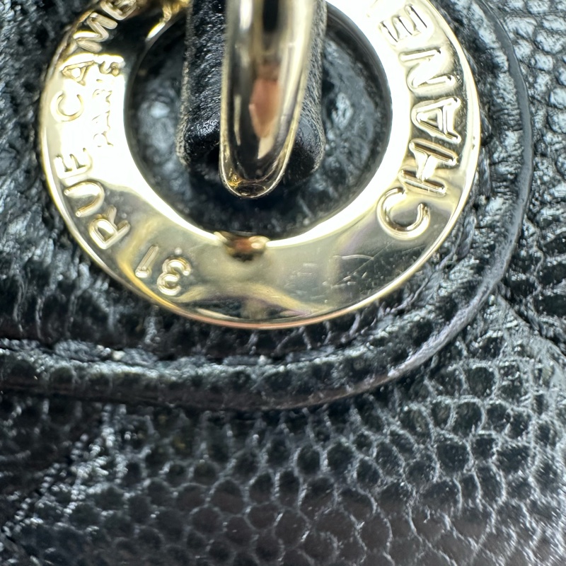 CHANEL Business Affinity 黑金荔枝牛皮郵差包 手提斜肩包-15
