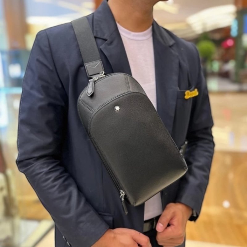 Montblanc 萬寶龍 Sartorial Saffiano 小牛皮胸前斜背包 黑色-6