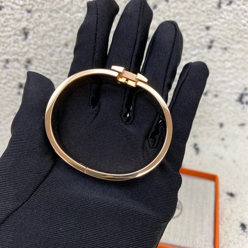 clic H珐琅白玫瑰金手镯-3