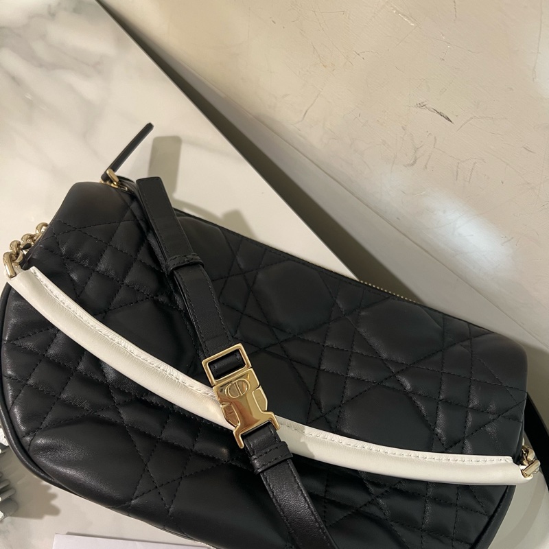 ෆ Dior Vibe Hobo-10