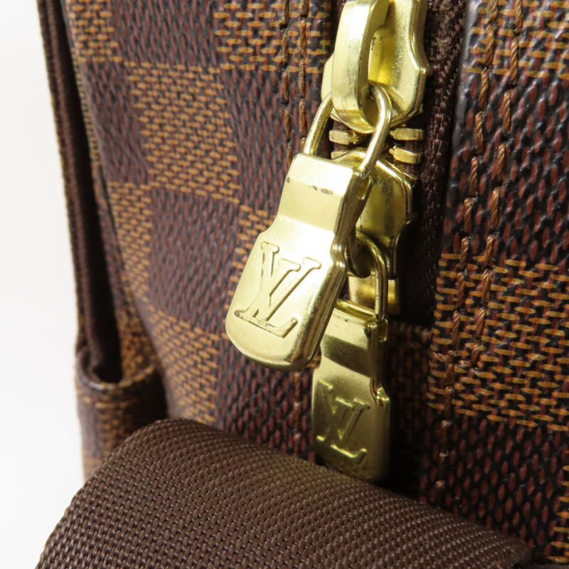 LOUIS VUITTON Damier Naviglio金扣肩背袋-9