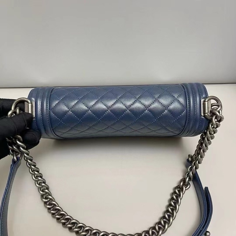 NOW BAGS｜【二手代購】Chanel leboy中號深藍色牛皮荔枝紋包 25開-5