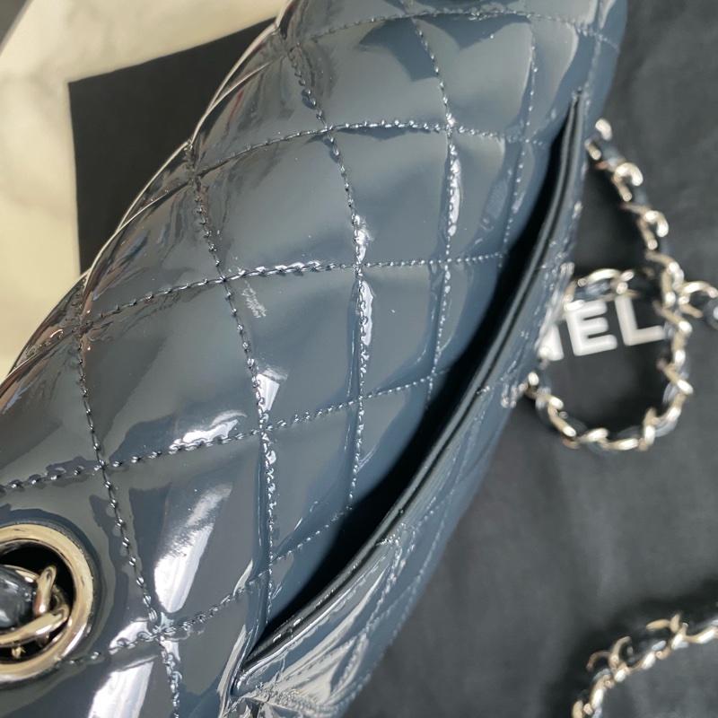 Chanel 漆皮菱格coco20-4