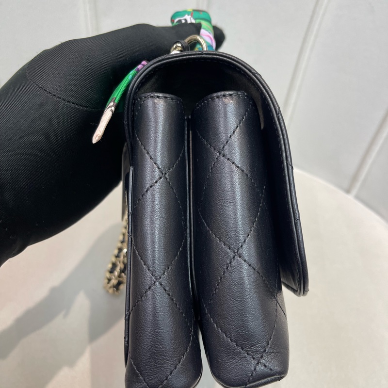 Chanel 香奈兒黑色牛皮Flap Handle 手柄XB142-36