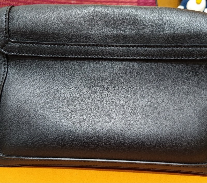Louis Vuitton LV Dauphine Soft MM 黑色-2