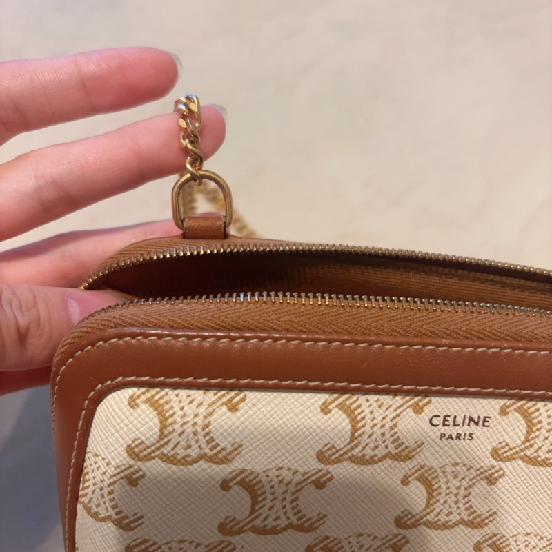 Celine 貝殼包-16