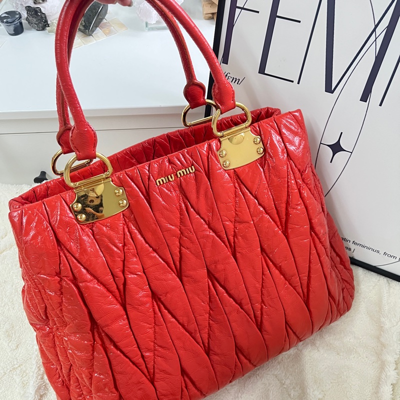 Miumiu 紅色tote bag-0