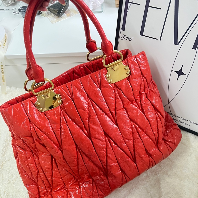Miumiu 紅色tote bag-13