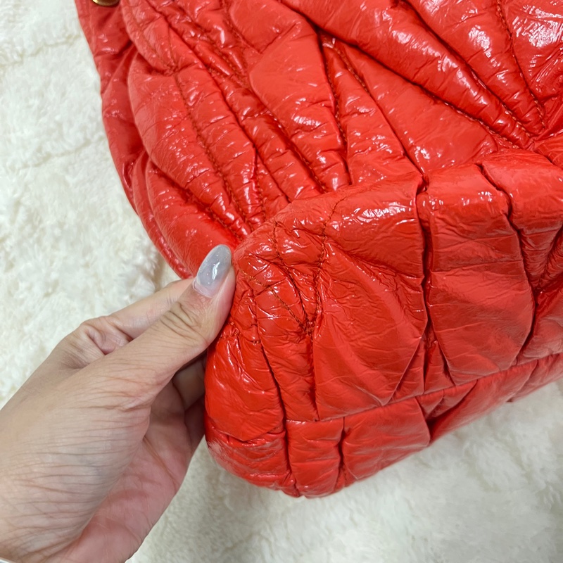 Miumiu 紅色tote bag-15