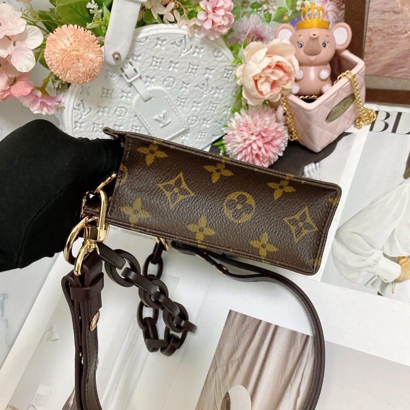 LV熱門爆款19cm梳洗包鏈條包🏅-28