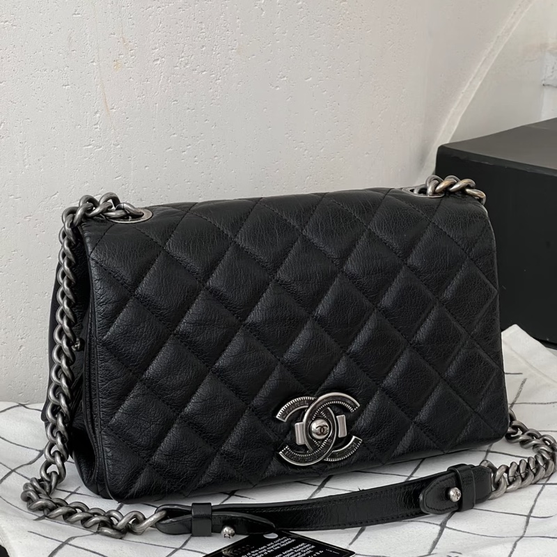 Chanel • 孟買系列 黑銀荔枝牛皮鏈條包-1