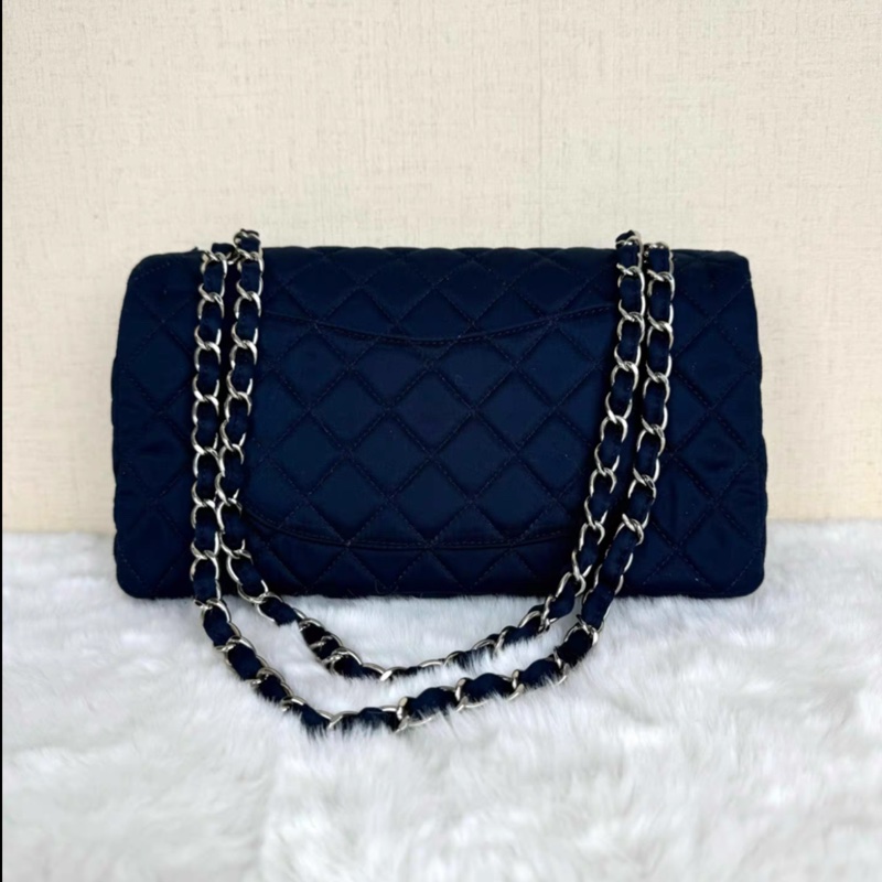 Chanel • Cf 25 緞面午夜藍銀釦 中號 秀款-4