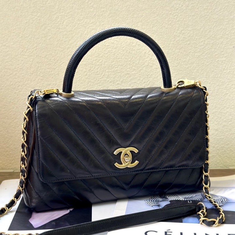 Chanel • Coco Handle 中號 山形紋油蠟牛皮蜥蜴皮手柄 絕版-1