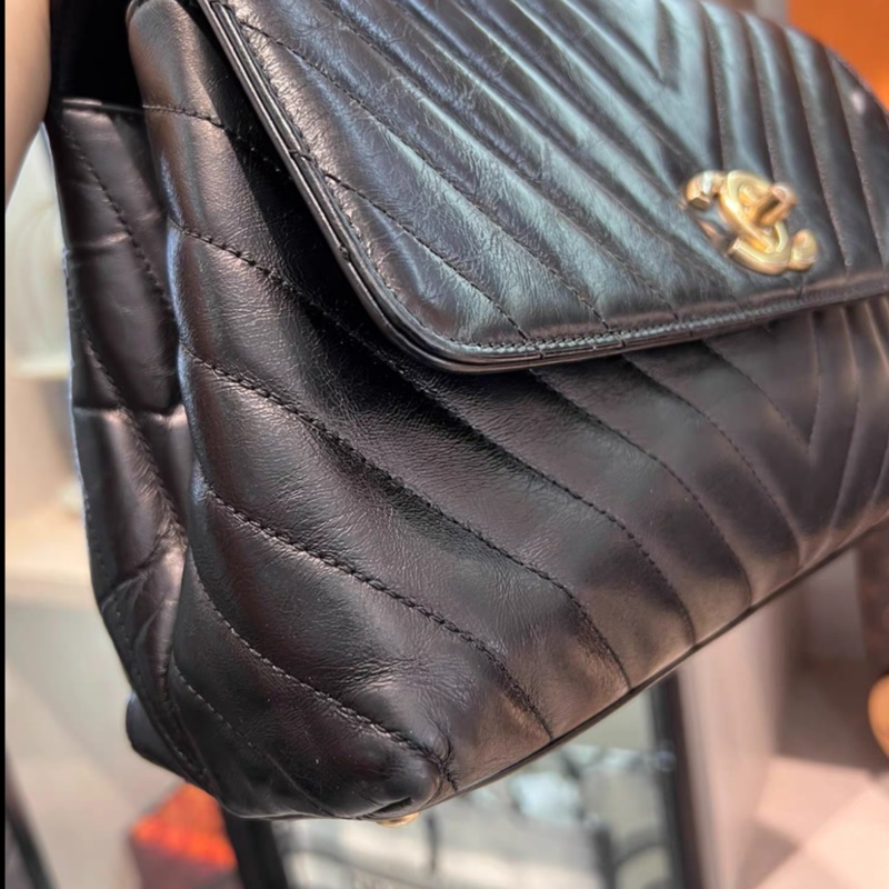 Chanel • Coco Handle 中號 山形紋油蠟牛皮蜥蜴皮手柄 絕版-5