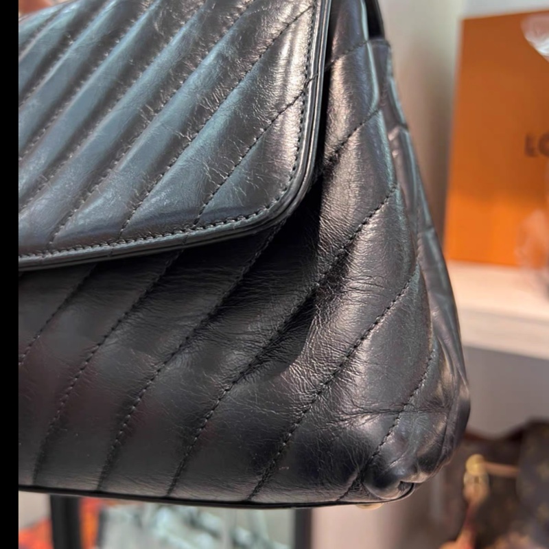 Chanel • Coco Handle 中號 山形紋油蠟牛皮蜥蜴皮手柄 絕版-7