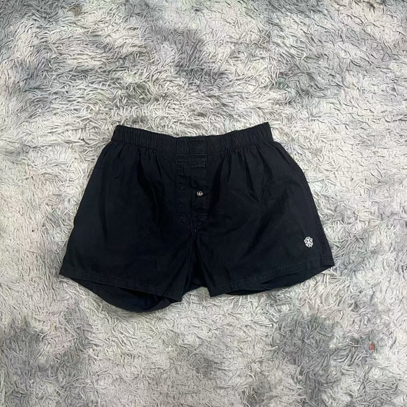 Chrome Hearts 克羅心 黑色 滿印 暗紋 十字 花 刺繡 寶劍 銀扣短褲-0