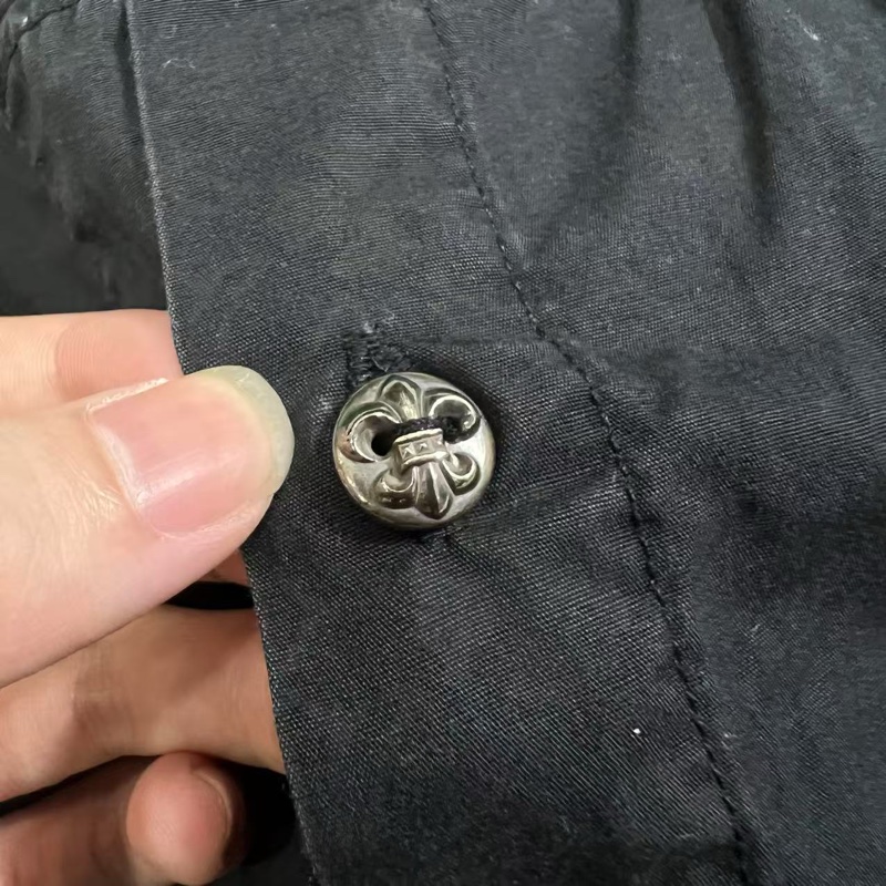 Chrome Hearts 克羅心 黑色 滿印 暗紋 十字 花 刺繡 寶劍 銀扣短褲-2