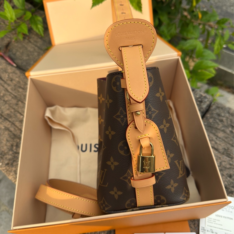 全新LV ALL In BB Monogram老花帆布水桶包M12925現貨-1