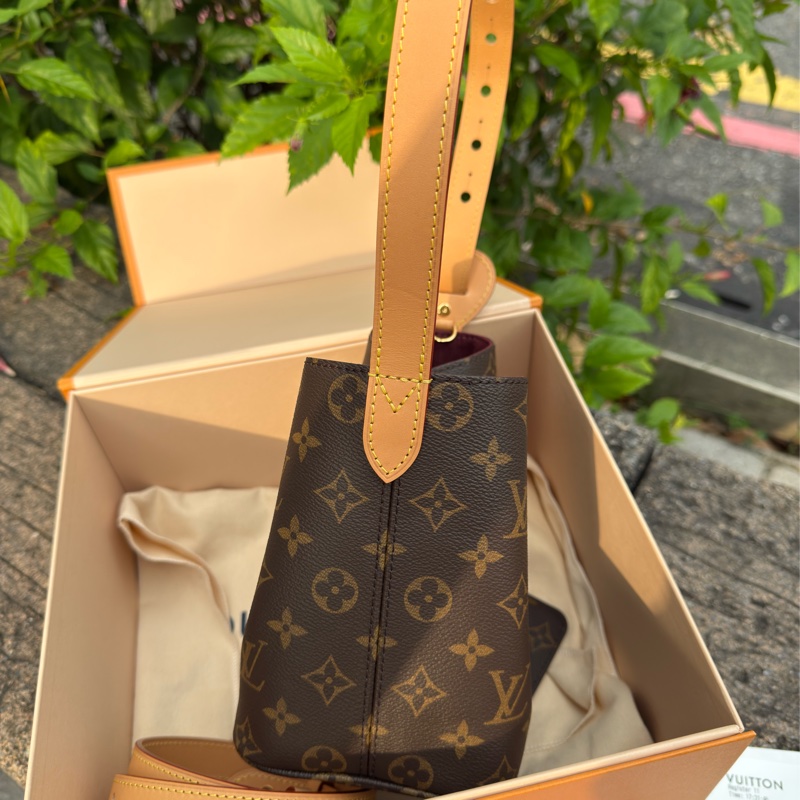 全新LV ALL In BB Monogram老花帆布水桶包M12925現貨-3